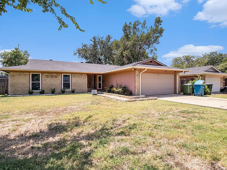 1014 Terrace Trl — Photo 4