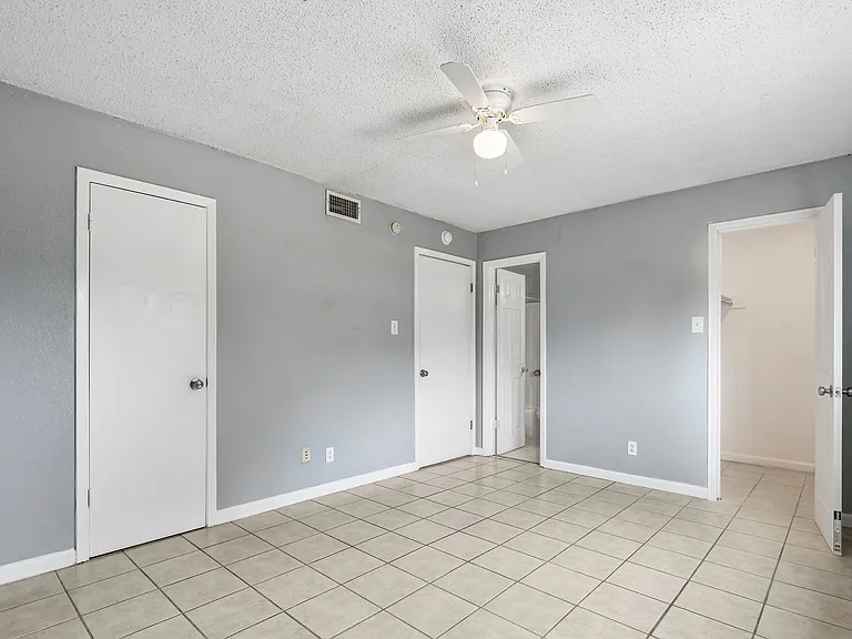 Sunrise Villas — Photo 56