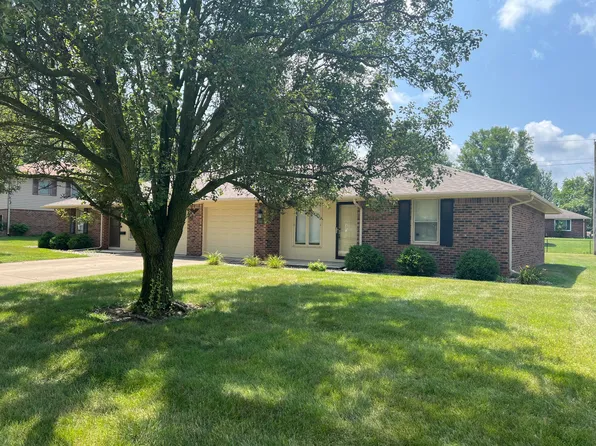 1901 Alhambra Dr #B, Anderson, IN 46013