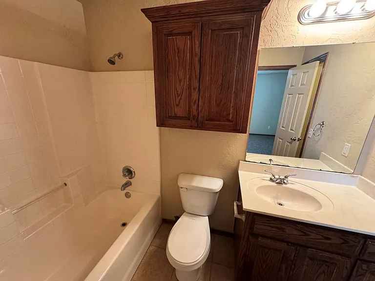 15012 Kyle Dr #A — Photo 10