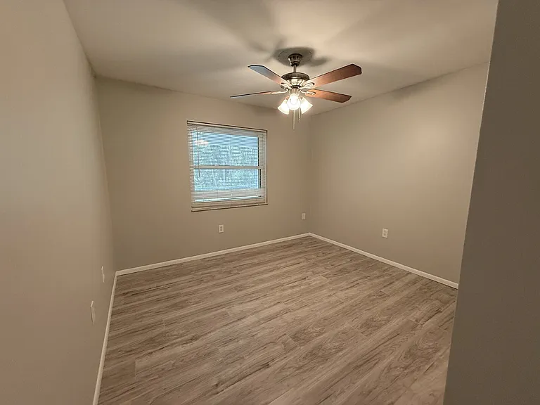 3451 Seven Springs Blvd — Photo 5