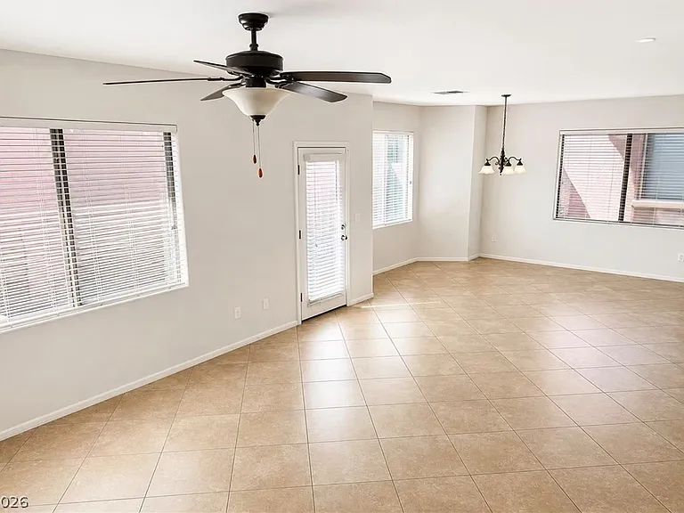 684 Calamus Palm Pl — Photo 3