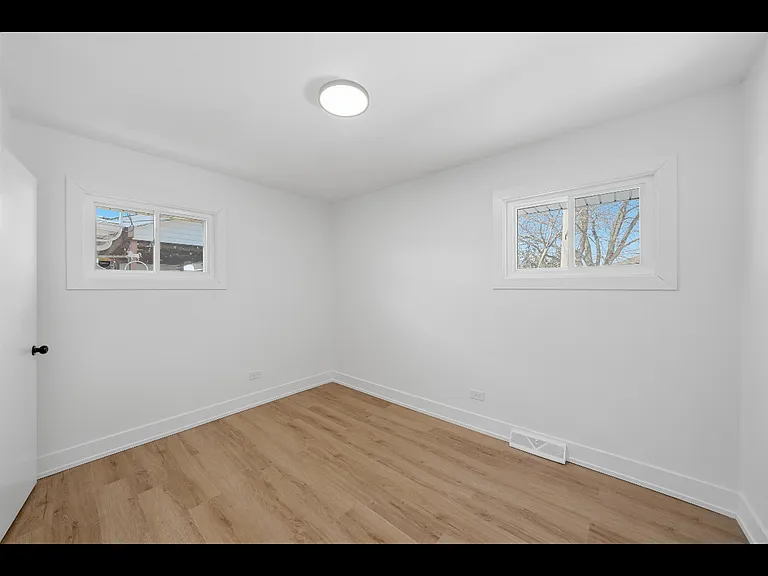 5220 S State Rd — Photo 9