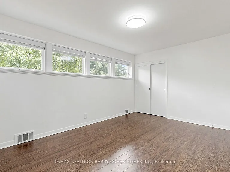 3 Greengate Rd — Photo 24