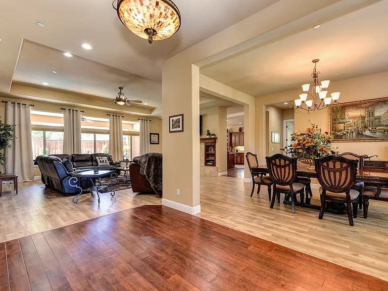 1410 W Colonial Pkwy — Photo 17