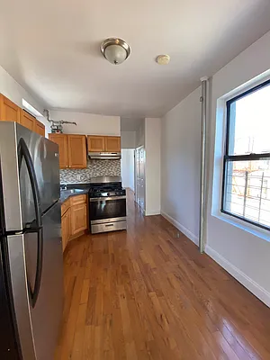 Rented by Houses of New York Realty LLC | media 20