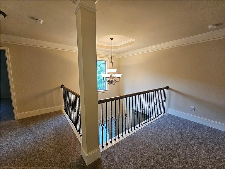 1550 Horseshoe Creek Ln — Photo 27