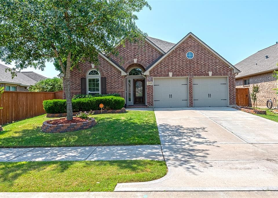 1st image of 17611 Quiet Shores Dr