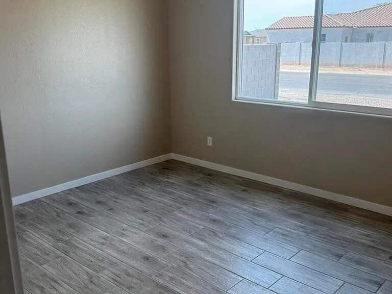 15235 S Country Club Dr — Photo 12
