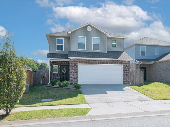 305 Poppy St, Lowell, AR 72745