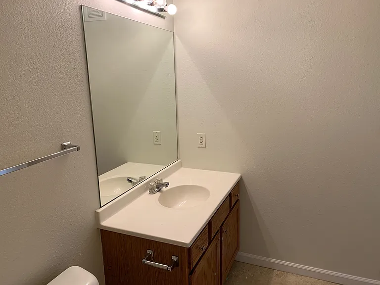 1619 RT Dunn Drive — Photo 13