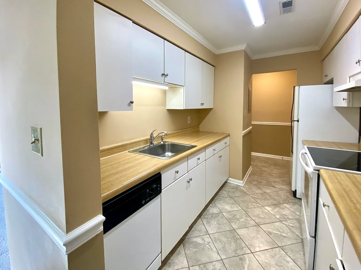 Westwood Village - 811 Brian Drive — Photo 3