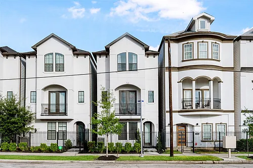 211 Milby St Photo 1