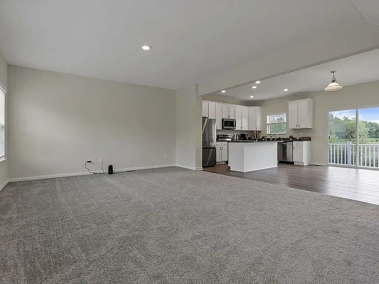 111 Coyote Willow Dr — Photo 5