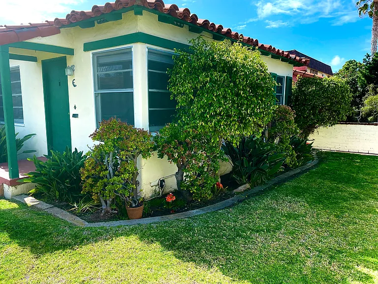 4851 Brighton Ave #A — Photo 46