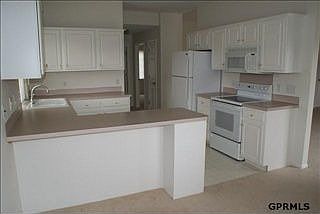 5th image of 3526 N 150th Ave