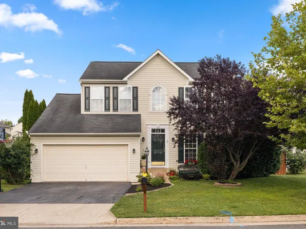 14 Potterfield Dr, Lovettsville, VA 20180