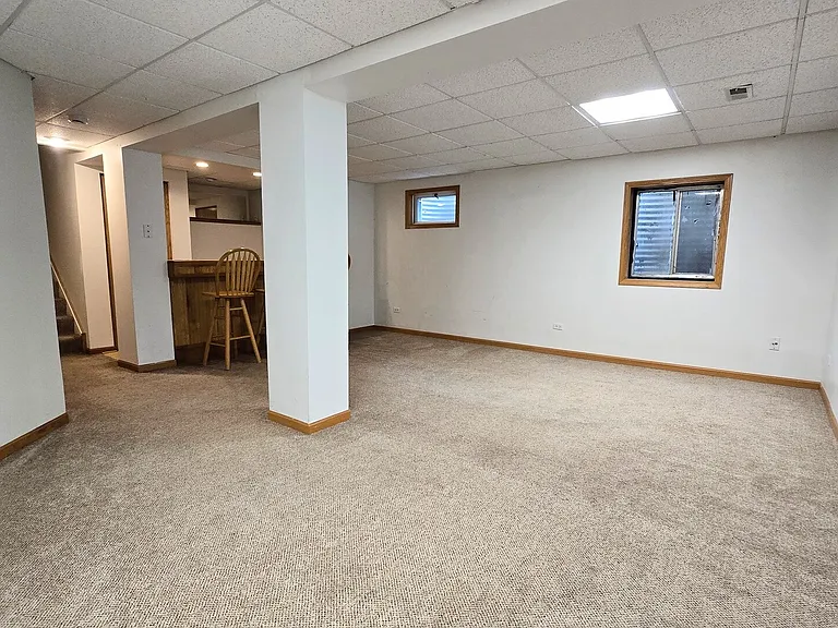 409 Fairfax Ln — Photo 20