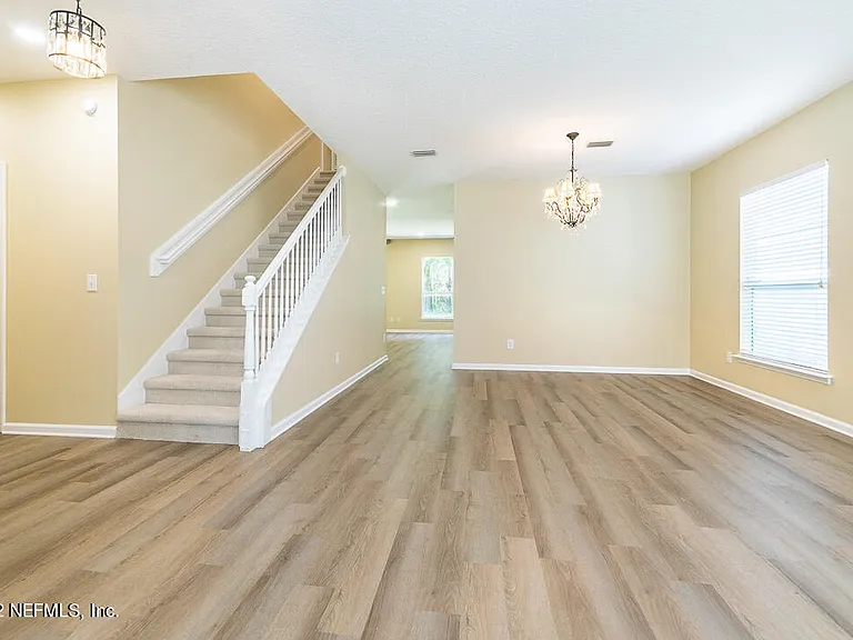 825 Marjories Way — Photo 17