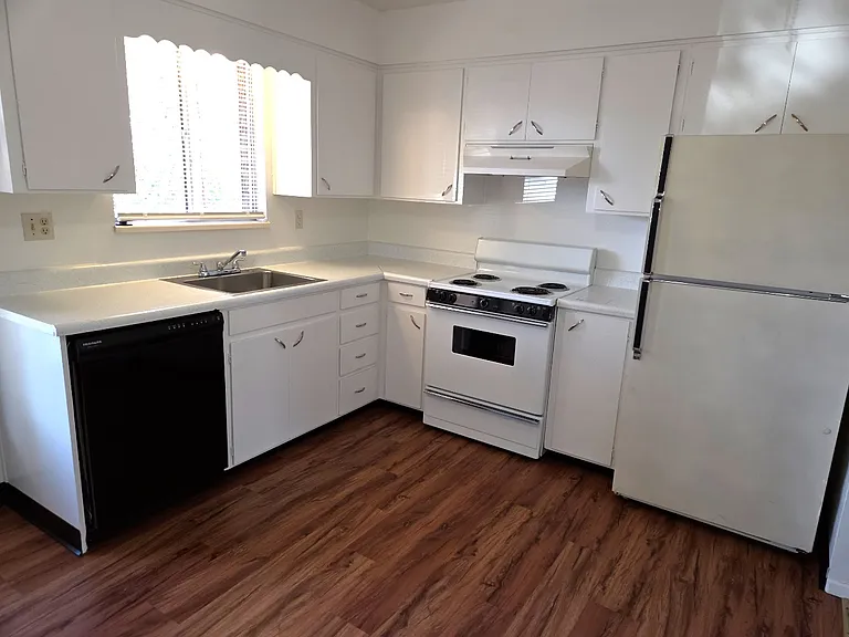 706 Don Juan St #5 — Photo 3