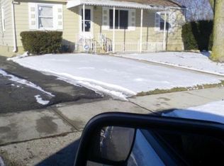 957 Hawthorne Ave, Ypsilanti, MI 48198