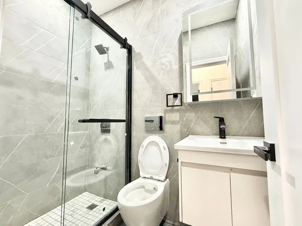 1440 Greene Avenue image 12 of 14