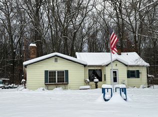 10378 N Cedar Dr, Grand Haven, MI 49417