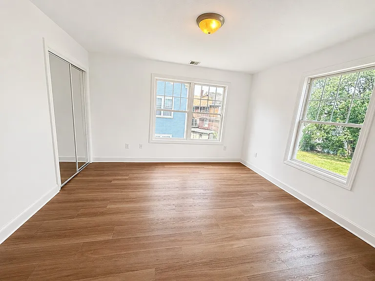 78 Durnell Ave — Photo 5