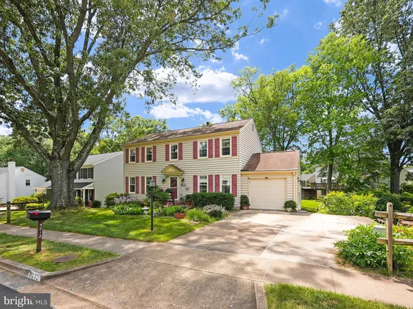 5212 Lighthorne Rd, Burke, VA 22015