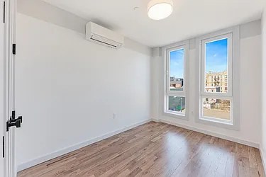 Rented by Rennit Inc.