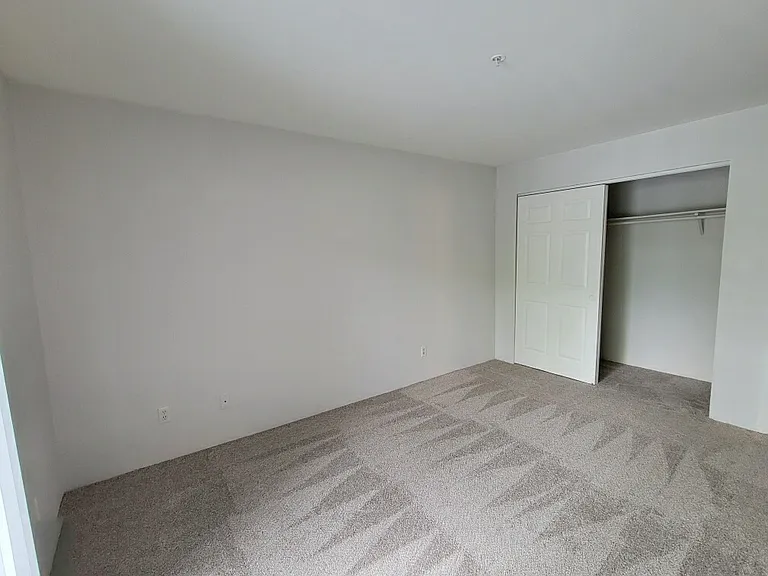 Mission View Flats — Photo 12
