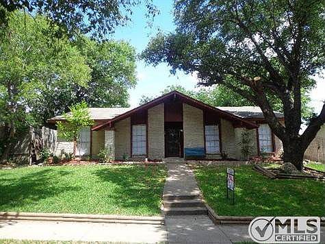 1st image of 2913 Clover Valley Dr