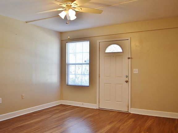 4th image of 3862 Eloise St