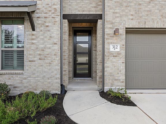 3rd image of 312 Maddox Dr