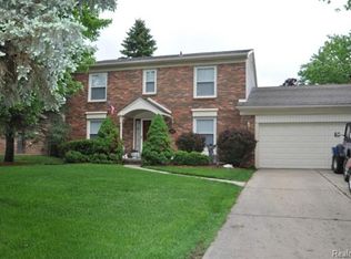 1330 Tiverton Trail Dr #D, Rochester Hills, MI 48306
