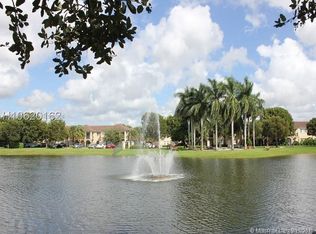 2520 Centergate Dr APT 303, Hollywood, FL 33025