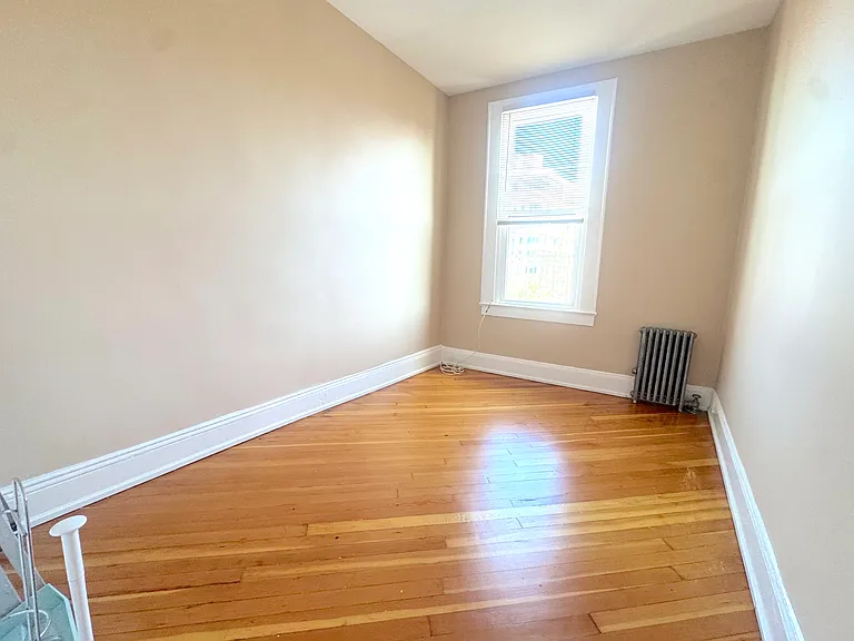 3 Maspeth Ave #3F — Photo 4