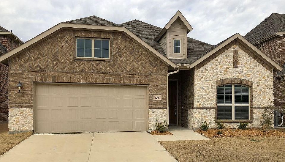 1st image of 1200 Horsetail Dr