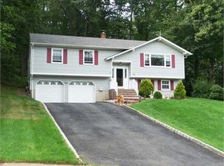 17 Kings Rd, Rockaway, NJ 07866