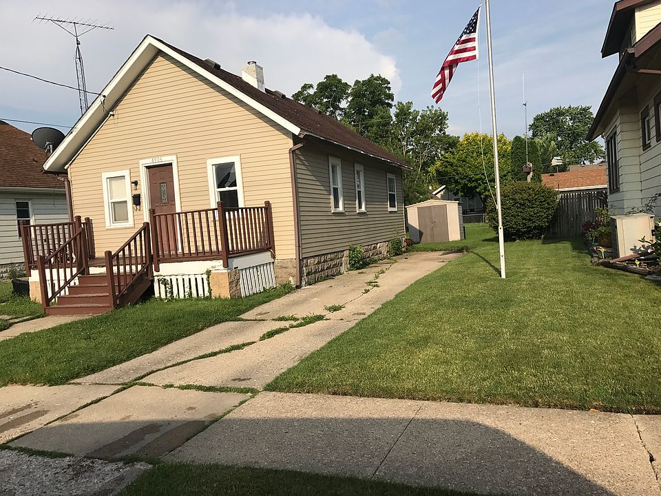 2nd image of 4906 28th Ave