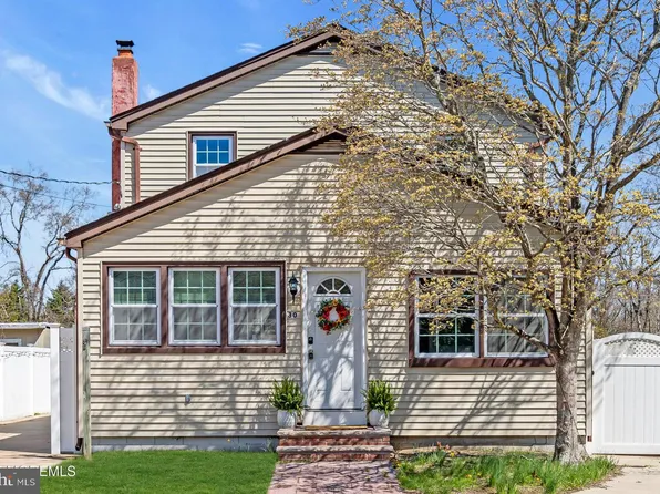 30 South St, Lanoka Harbor, NJ 08734