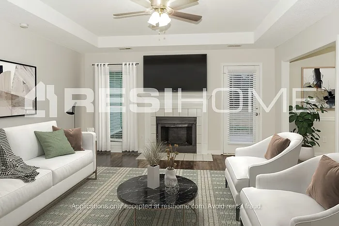 113 Castleridge Dr — Photo 4