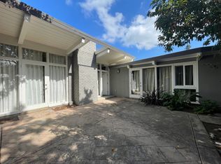 643 Wildwood Ln, Palo Alto, CA 94303