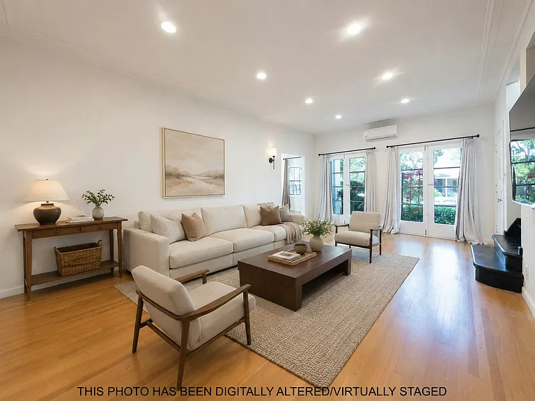 Living Room (virtually staged)