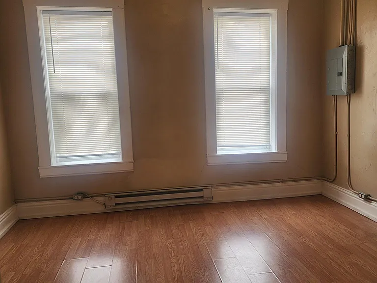 1943 Lake Ave #4 — Photo 7