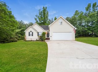 538 Grove Pointe Ct, Locust Grove, GA 30248