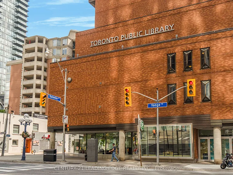 11 Yorkville Ave #3906 — Photo 38