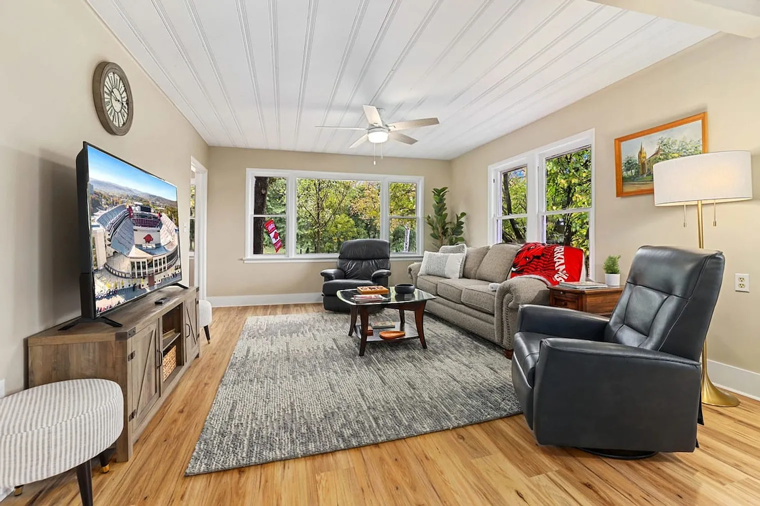 4 bed, 3.0 bath, 1345 sqft, $4,967 — Photo 1