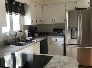 224 Water St, Portsmouth, RI 02871