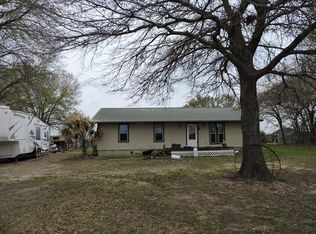 807 Pecan Rd, Mabank, TX 75156